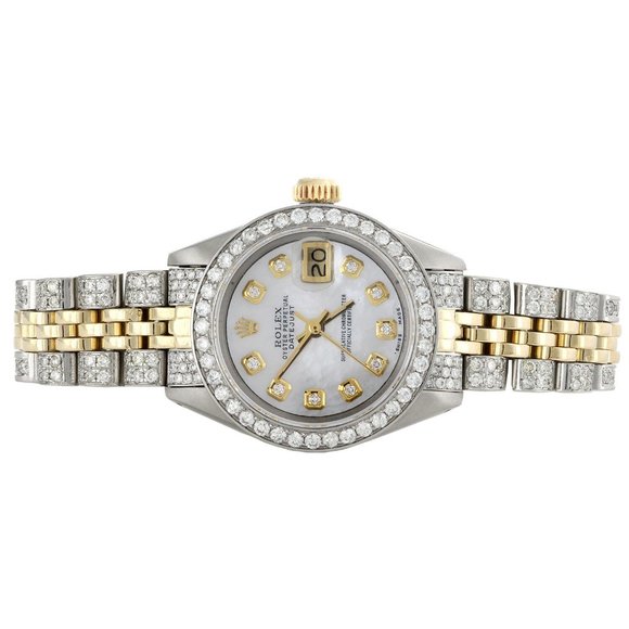 Rolex DateJust 2.6 CT. Ladies Watch! w/ box